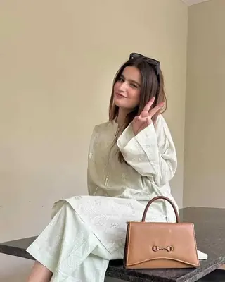Marina — Shimla escort